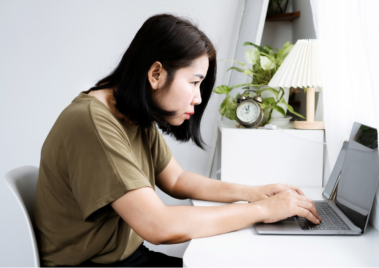 Forward Head Posture: The Hidden Cost of Screen Life